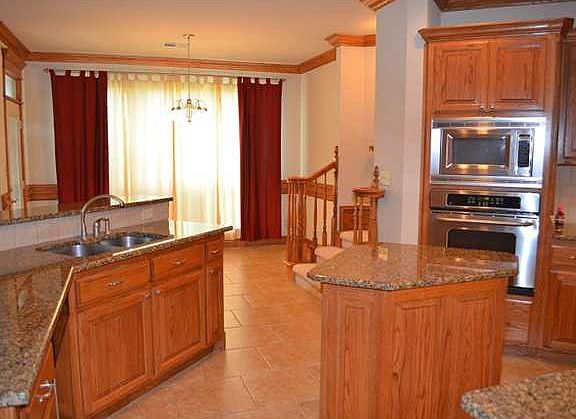 5th image of 3332 Brierwood Dr