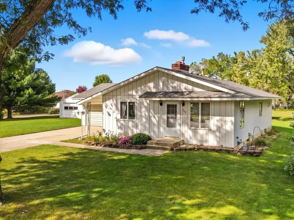 704 21st Ave NW, Austin, MN 55912