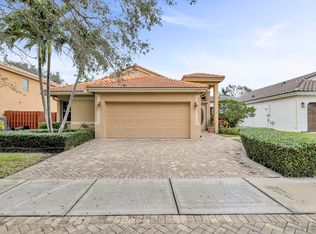 3975 Sabal Lakes Rd, Delray Beach, FL 33445