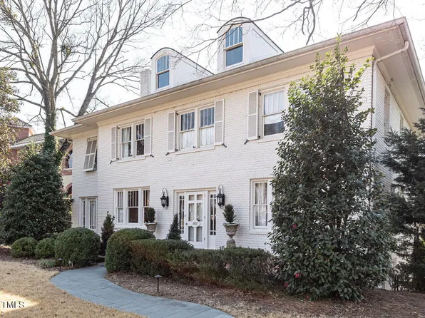 2607 Fairview Rd, Raleigh, NC 27608