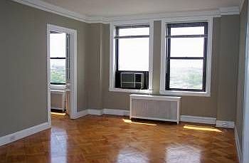 3rd image of 2052 N Lincoln Park W APT 1504