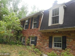 8715 Mitchell Rd, La Plata, MD 20646