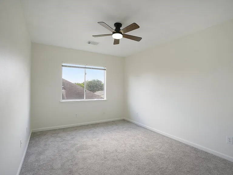 4419 Crossvine Ave — Photo 30