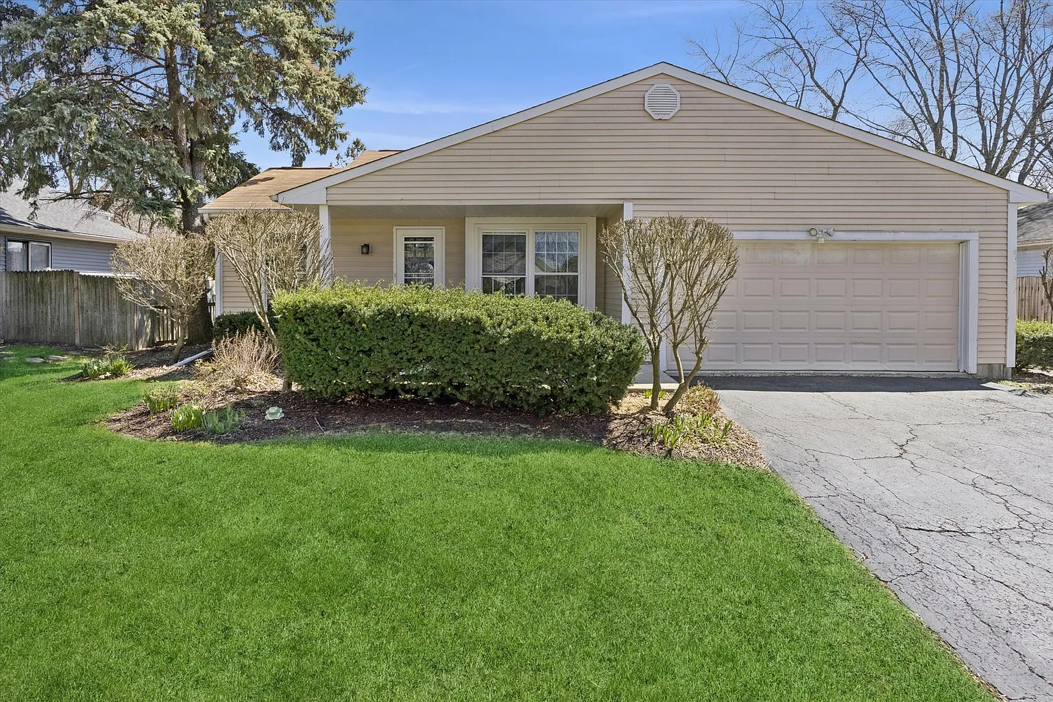 2286 Weatherford Ln photo 1
