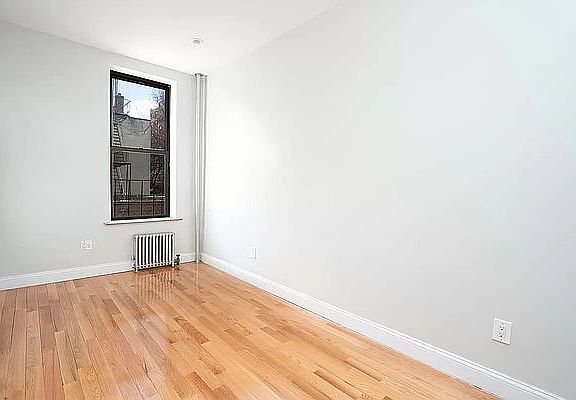 4th image of 158 E 112th St APT 2A