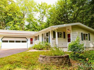 21703 Peepsock Rd, Houghton, MI 49931