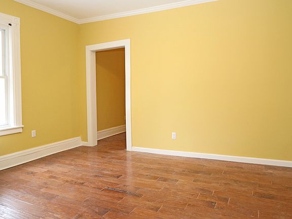 3rd image of 444 Bloomfield Ave #2L