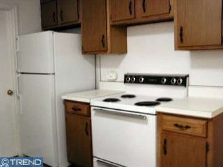 1st image of 68 Woodland Dr