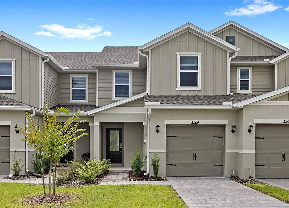 2804 Moonshadow Ct
