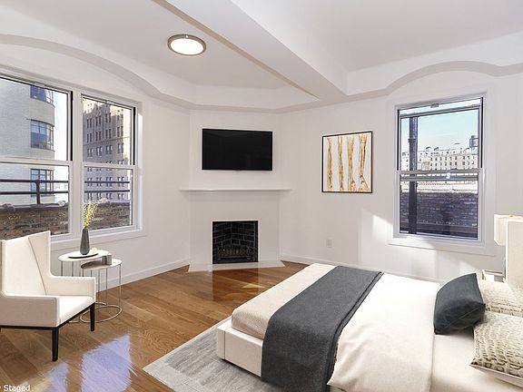 5th image of 340 W 87th St #Penthouse