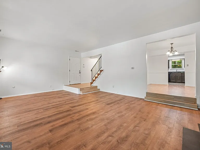 19 Fawnhollow Ct — Photo 6