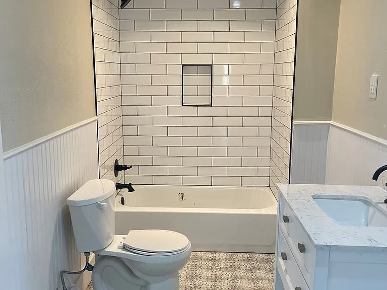 1302 Jeanette St — Photo 11