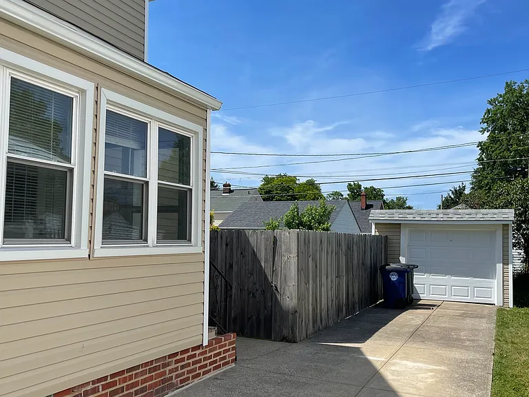 7414 Brookside Dr — Photo 2