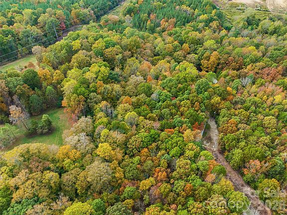 5th image of 11113 Asbury Chapel Rd