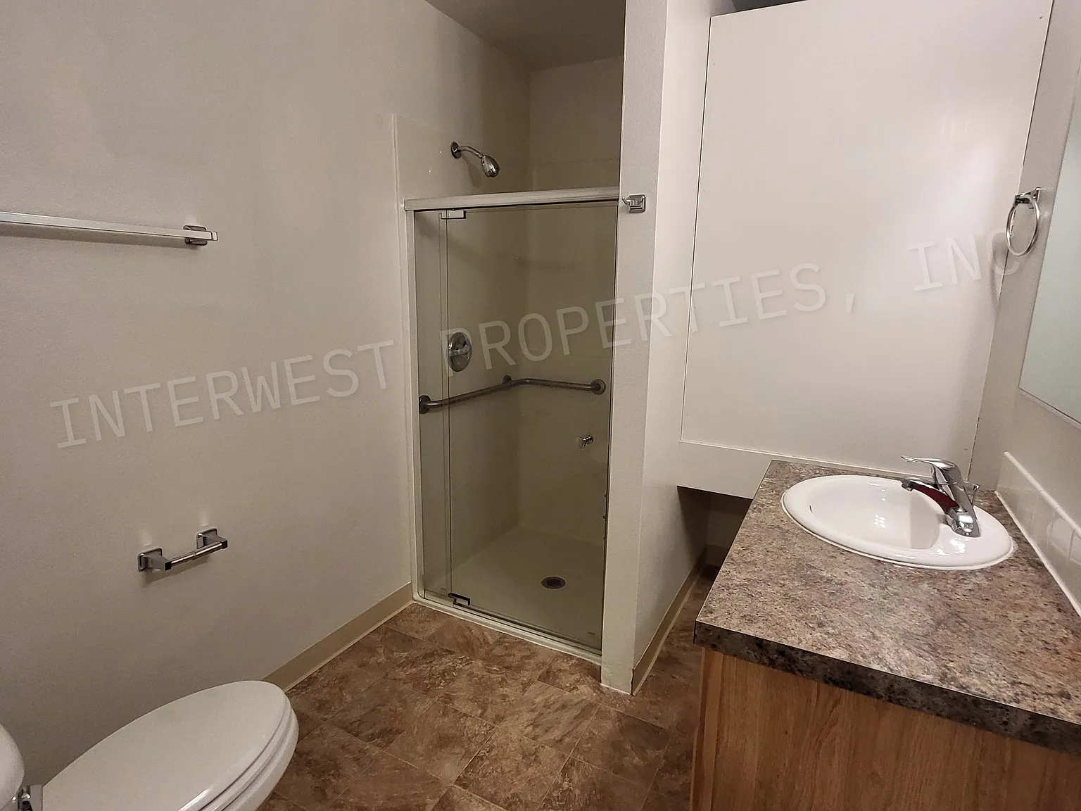 Studio, 375 sqft, $995 — Photo 2