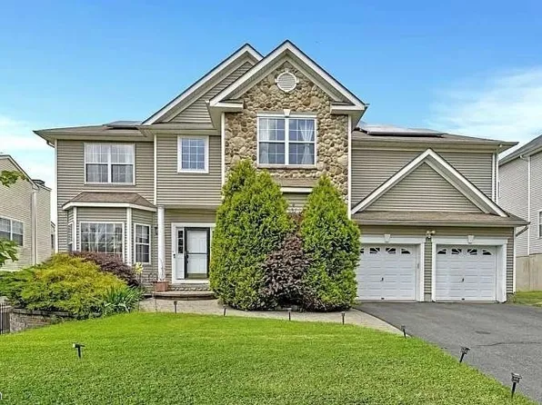 692 Skyline Dr, Jefferson Twp., NJ 07849