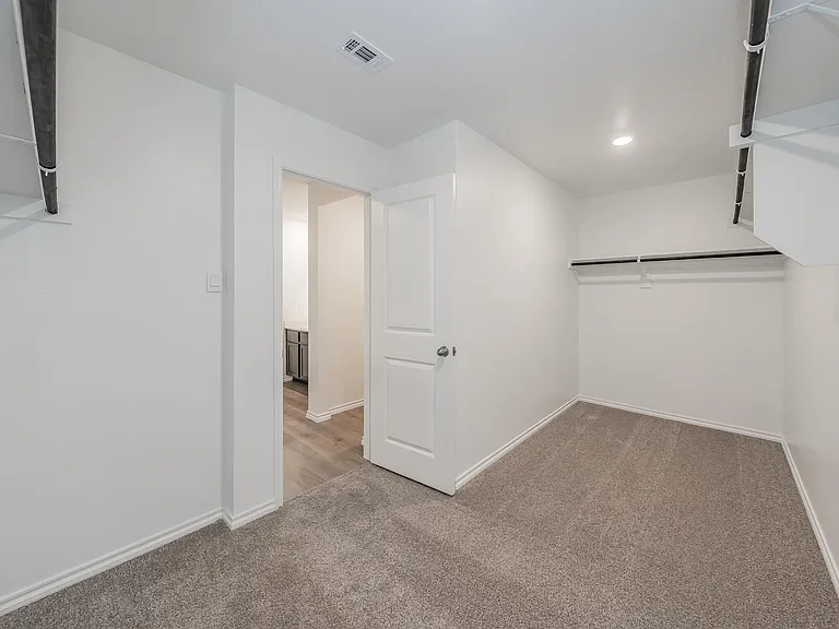 764 Primrose Ln — Photo 25