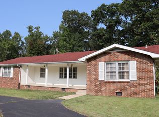 306 Golf Club Ln, Tullahoma, TN 37388