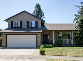 1417 Pine St, Lynden, WA 98264