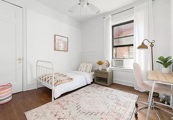 4th image of 328 Sterling Pl APT 5B