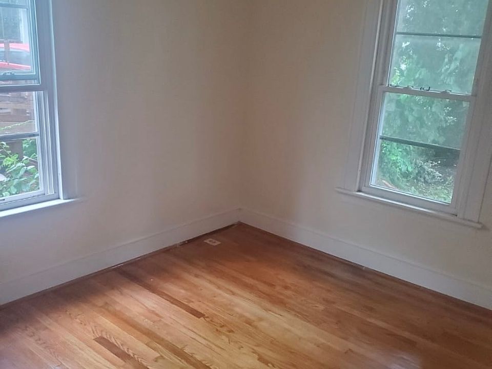 1st image of 4 Hull St #2