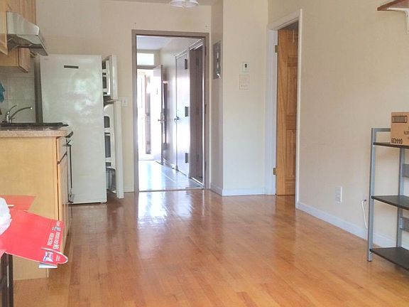 4th image of 13230 57th Ave Floor 1
