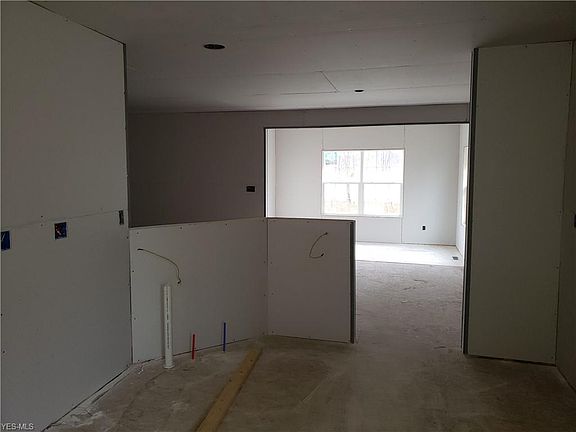 4th image of 29115 Pembrooke Blvd