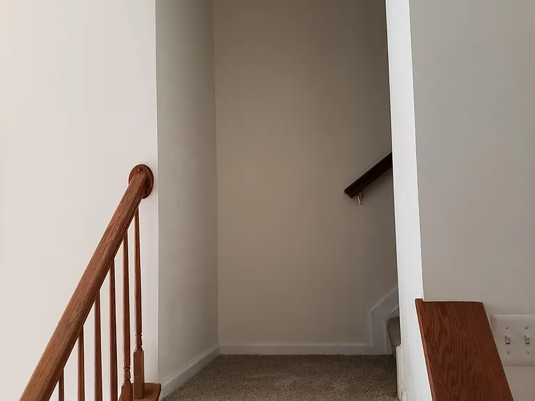 7117 Ladd Cir — Photo 12