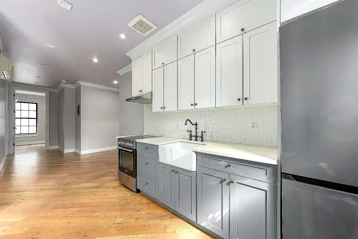 137 21st Street — Photo 1