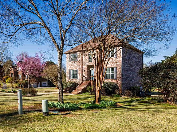 2nd image of 248 Silverleaf Dr