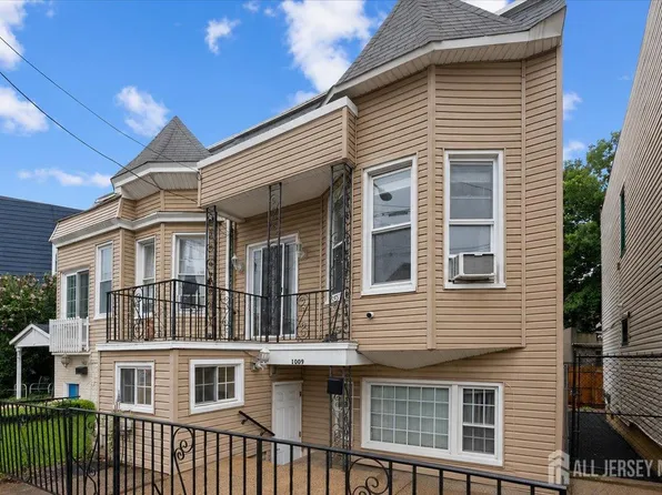 1009 Paterson Plank Rd, North Bergen, NJ 07047