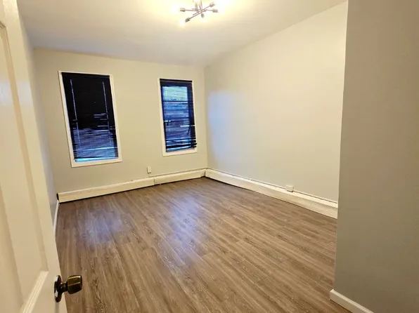 54 Stegman Street image 7 of 12