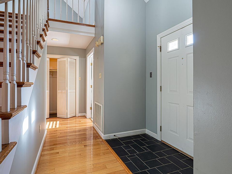 490 N Court St #19, Abingdon, VA 24210 | MLS #9956674 | Zillow