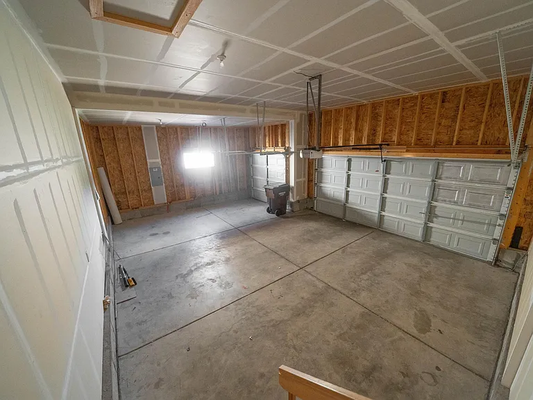3-car garage