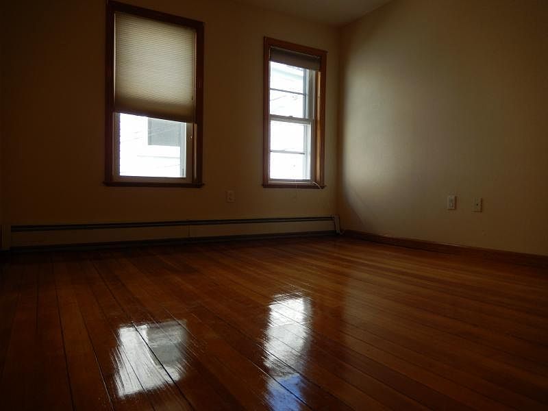 2nd image of 166 Leyden St #2RR