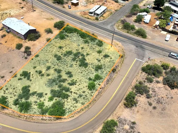 19775 E Stagecoach Trl, Mayer, AZ 86333