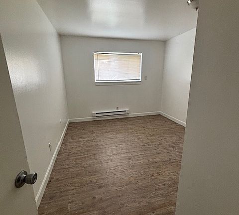 3rd image of 744 E Michigan Ave #17999407
