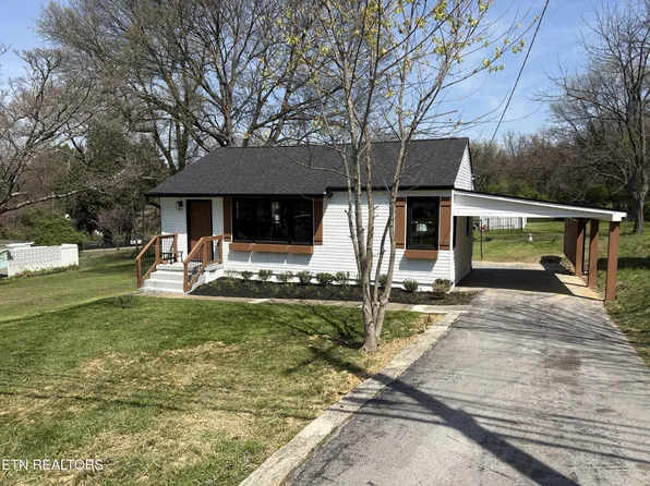 2924 Maxwell St, Knoxville, TN 37917