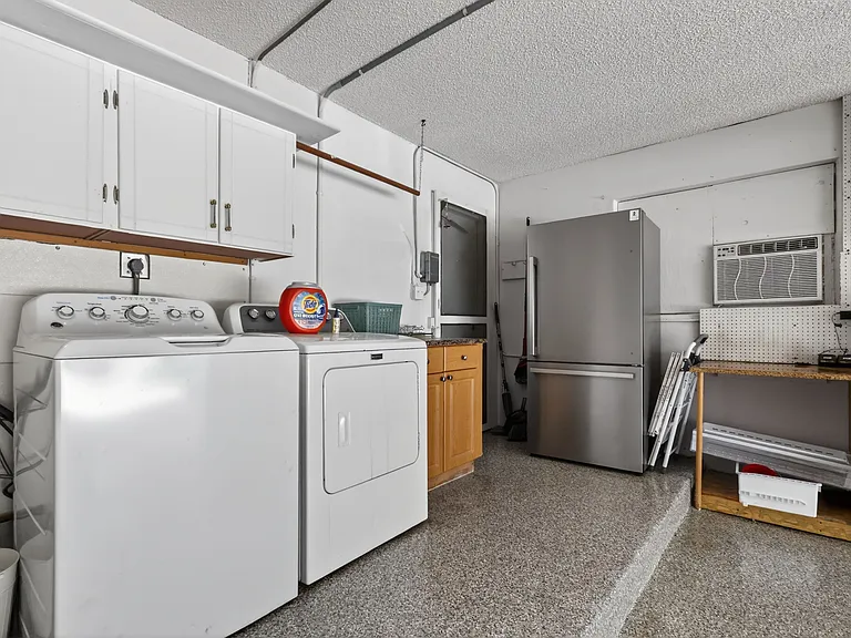 6372 Sleepy Willow Way — Photo 38