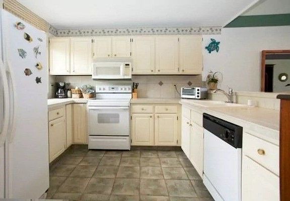 3rd image of 78-6920 Alii Dr APT 334