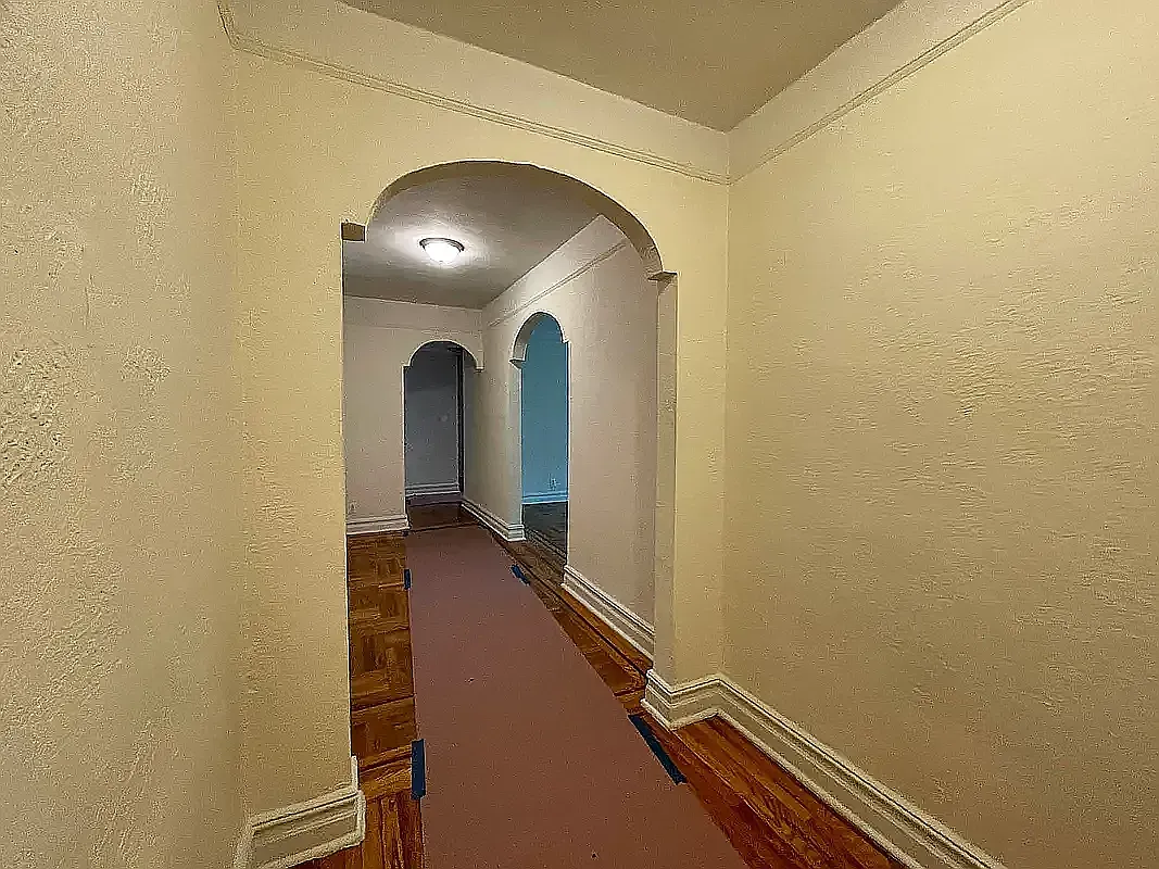 3210 Avenue H — Photo 3