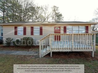 919 27th Ave N, Hueytown, AL 35023