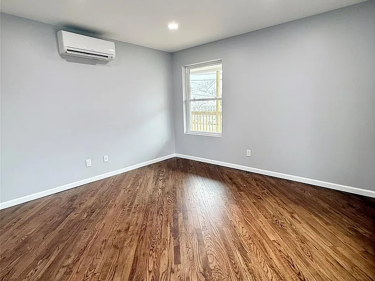 19 Lee Ave #2 — Photo 12