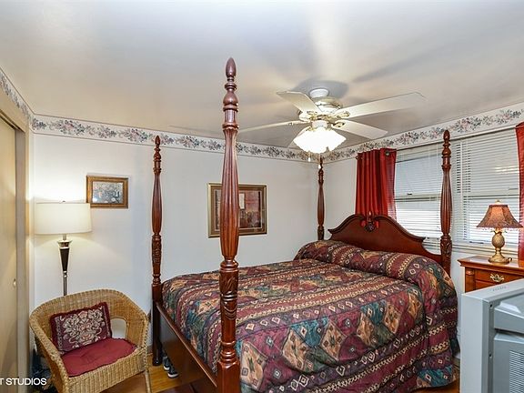 5th image of 14228 Kenwood Ave
