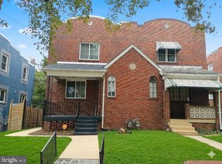 30 53rd St SE, Washington, DC 20019