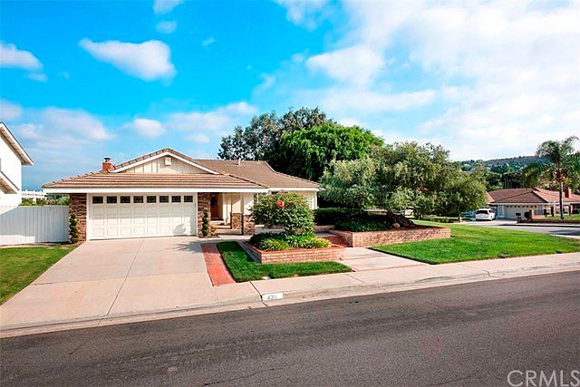 1st image of 420 S Torrey Pines Cir