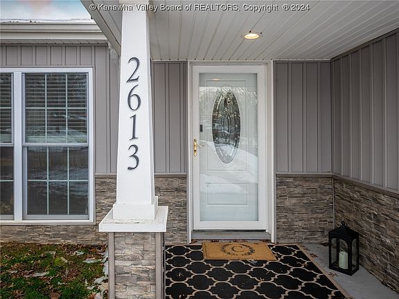 4th image of 2613 Hollister Dr