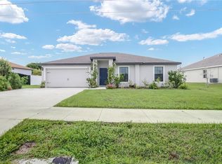 850 Trafalgar Pkwy, Cape Coral, FL 33991