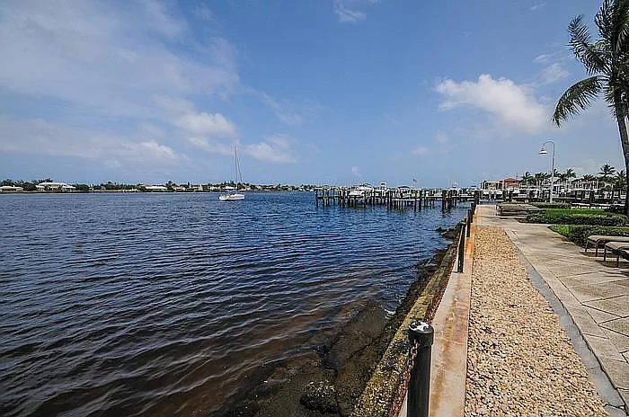 160 Yacht Club Way #210 — Photo 25