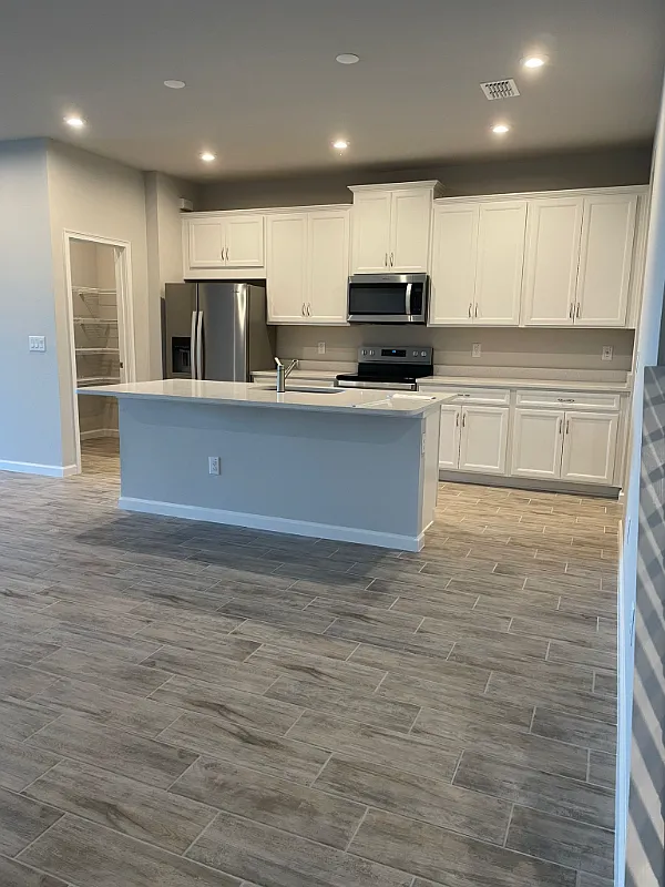 Building Photo - 2395 Arbor Wind Dr
